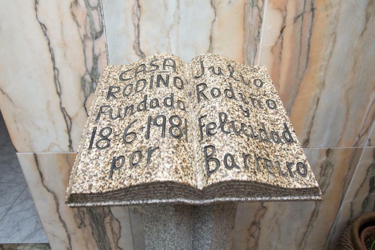 Casa Rodino Hotel Meaño Eksteriør billede